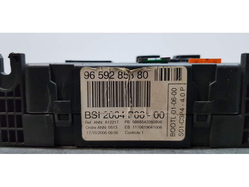 Recambio de caja reles / fusibles para peugeot 207 x-line referencia OEM IAM 9659285380  