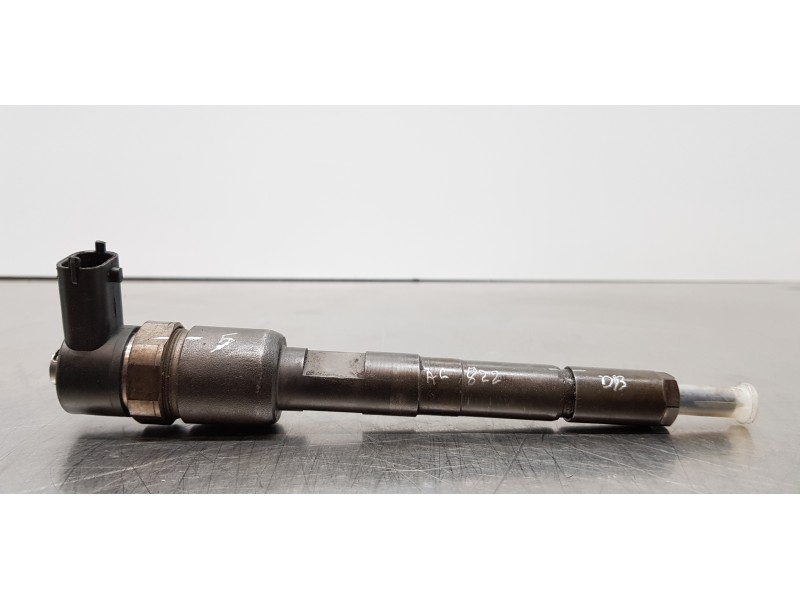 Recambio de inyector para fiat fiorino básico referencia OEM IAM 0445110083   Recambio de inyector para fiat fiorino básico referencia OEM IAM 0445110083