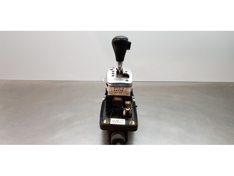 Recambio de palanca cambio para audi a4 berlina (8e) 1.8 t referencia OEM IAM 8E1713041S 8E1713111J 8E1713141GPHV