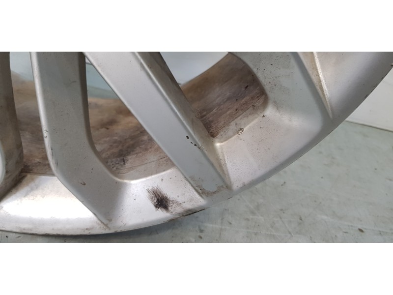 Recambio de llanta para audi a6 lim. (4g2) 3.0 tdi quattro referencia OEM IAM 4G0601025E  