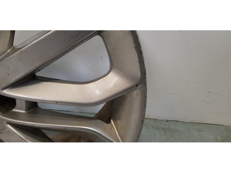 Recambio de llanta para audi a6 lim. (4g2) 3.0 tdi quattro referencia OEM IAM 4G0601025E  