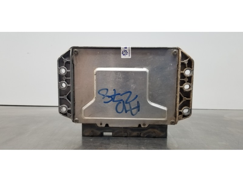 Recambio de centralita motor uce para renault modus confort dynamique referencia OEM IAM 8200376474 8200411717 