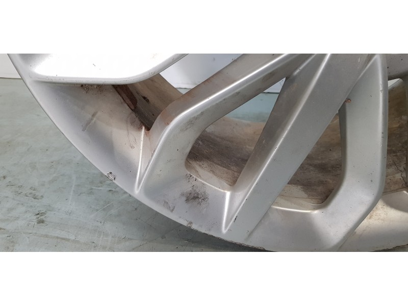 Recambio de llanta para audi a6 lim. (4g2) 3.0 tdi quattro referencia OEM IAM 4G0601025E  