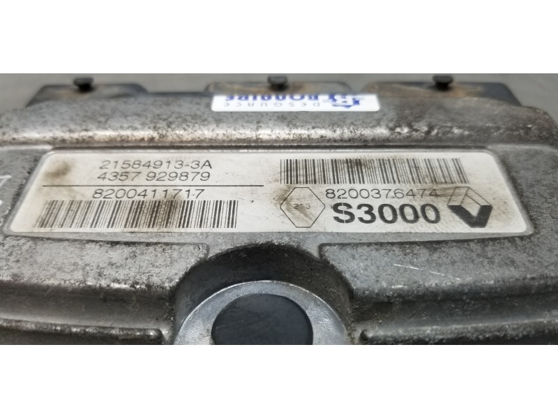 Recambio de centralita motor uce para renault modus confort dynamique referencia OEM IAM 8200376474 8200411717 