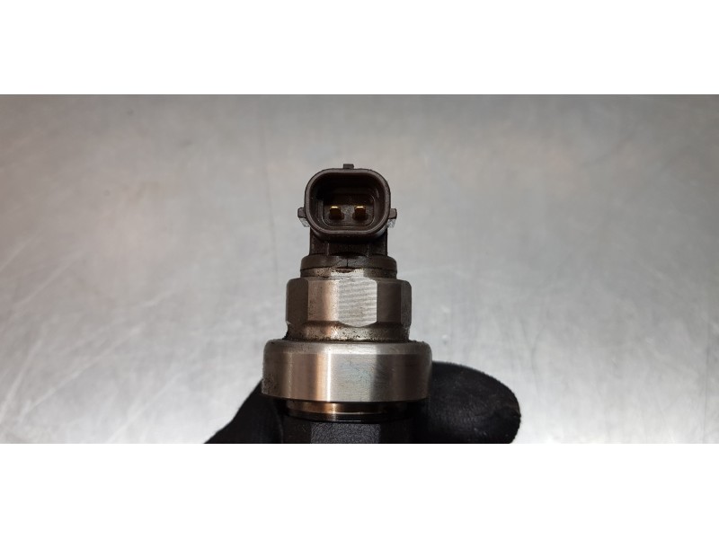 Recambio de inyector para opel mokka edition ecoflex referencia OEM IAM 55567729  