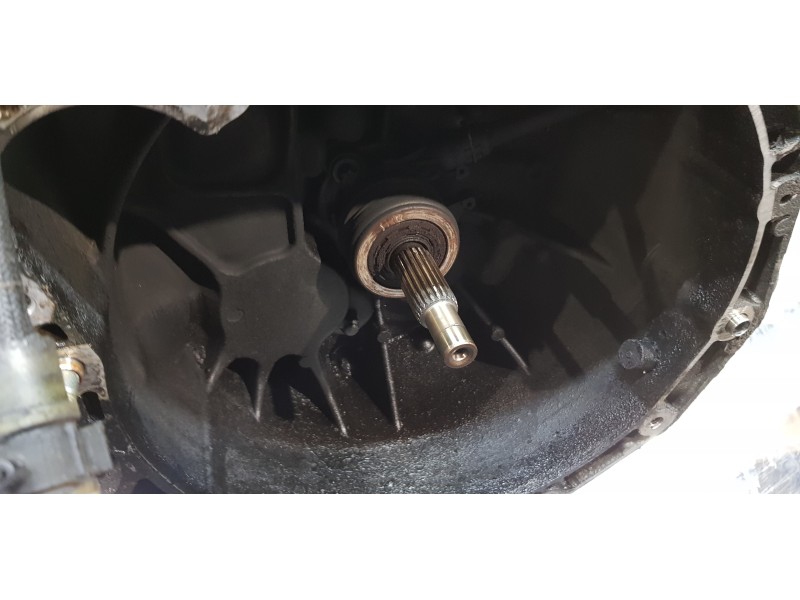 Recambio de caja cambios para renault scenic ii grand confort authentique referencia OEM IAM ND0002  