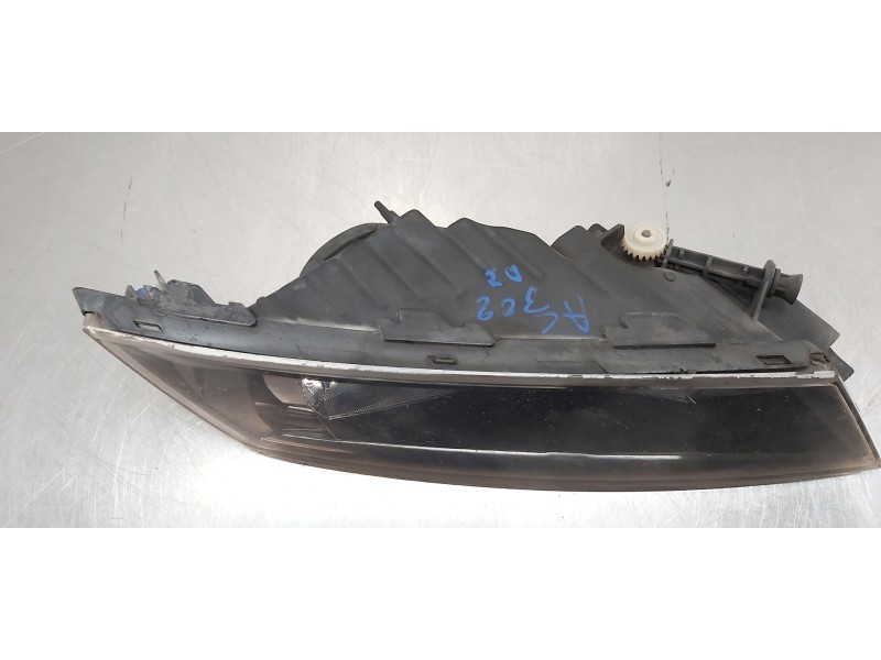 Recambio de faro antiniebla izquierdo para skoda superb (3v3) active referencia OEM IAM 3V0941699B  