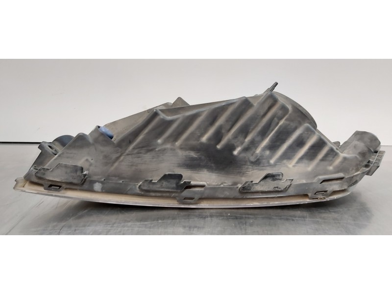 Recambio de faro antiniebla izquierdo para skoda superb (3v3) active referencia OEM IAM 3V0941699B  