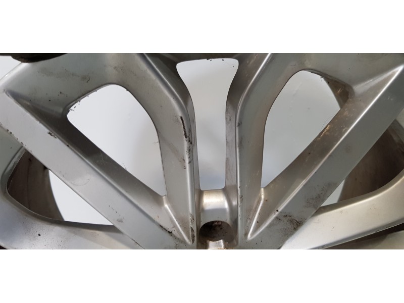 Recambio de llanta para audi a6 lim. (4g2) 3.0 tdi quattro referencia OEM IAM 4G0601025E  