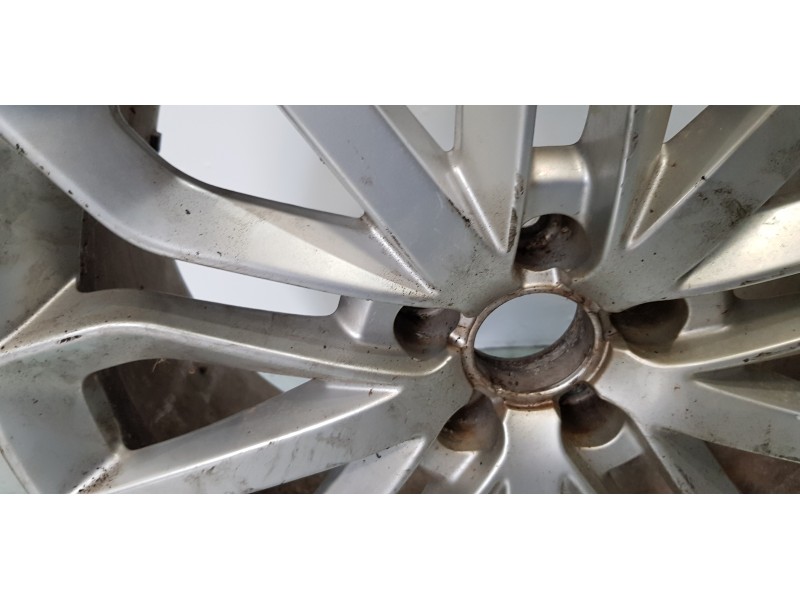 Recambio de llanta para audi a6 lim. (4g2) 3.0 tdi quattro referencia OEM IAM 4G0601025E  