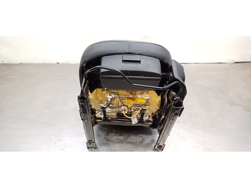 Recambio de juego asientos completo para bmw serie x1 (f48) sdrive18d referencia OEM IAM 52107397443 52107310843 