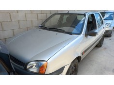 ford fiesta berlina (dx) del año 2000