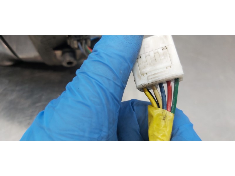 Recambio de retrovisor izquierdo para kia carens (un) emotion referencia OEM IAM 876101D340   Recambio de retrovisor izquierdo para kia carens (un) emotion referencia OEM IAM 876101D340