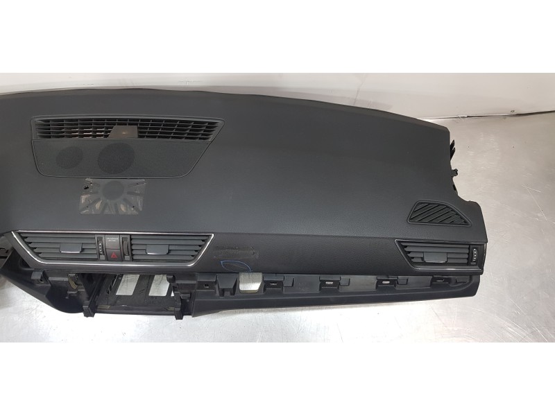 Recambio de kit airbag para skoda superb (3v3) active referencia OEM IAM 3V1857007RZR2  