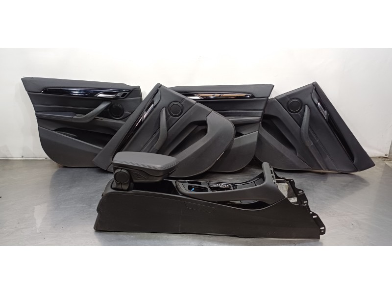 Recambio de juego asientos completo para bmw serie x1 (f48) sdrive18d referencia OEM IAM 52107397443 52107310843 