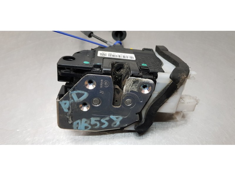 Recambio de cerradura puerta delantera derecha para kia carens ( ) concept referencia OEM IAM 81320A4010  