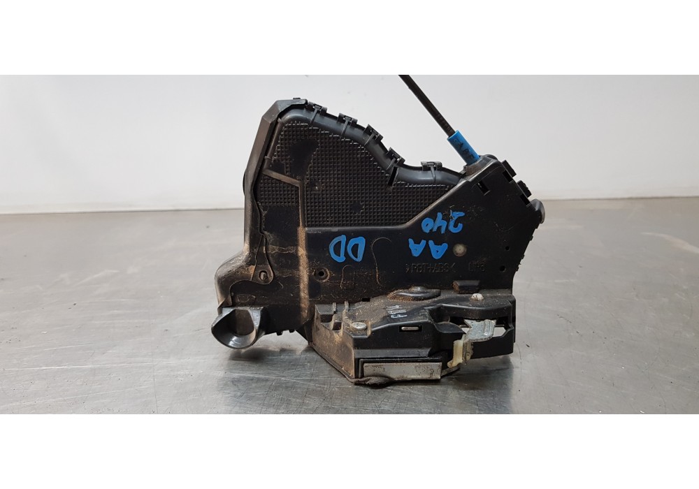 Recambio de cerradura puerta delantera derecha para toyota auris touring sports (e18) hybrid active referencia OEM IAM 690300513