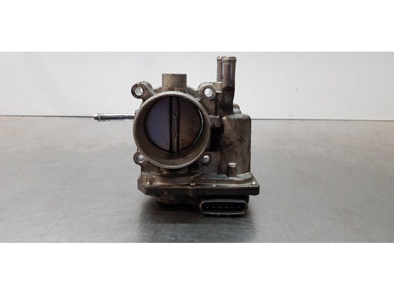 Recambio de caja mariposa para kia carens ( ) attract referencia OEM IAM 351002B300  