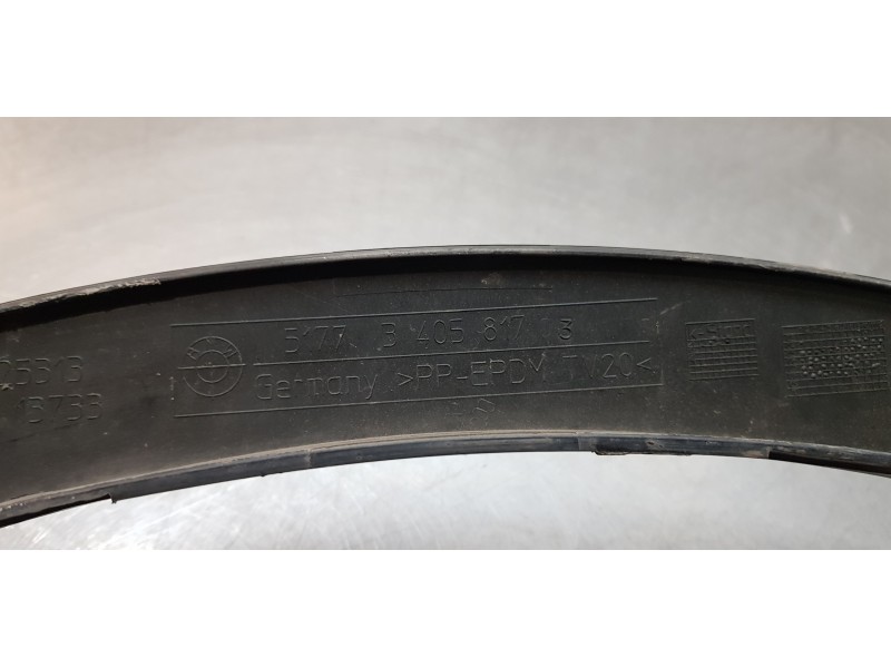 Recambio de aletin delantero izquierdo para bmw x3 (e83) xdrive 20d referencia OEM IAM 51773405817  