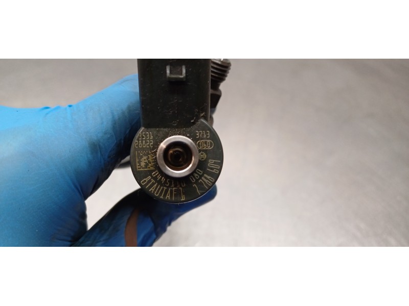 Recambio de inyector para bmw serie 3 compact (e46) 320td referencia OEM IAM 7788609   Recambio de inyector para bmw serie 3 compact (e46) 320td referencia OEM IAM 7788609