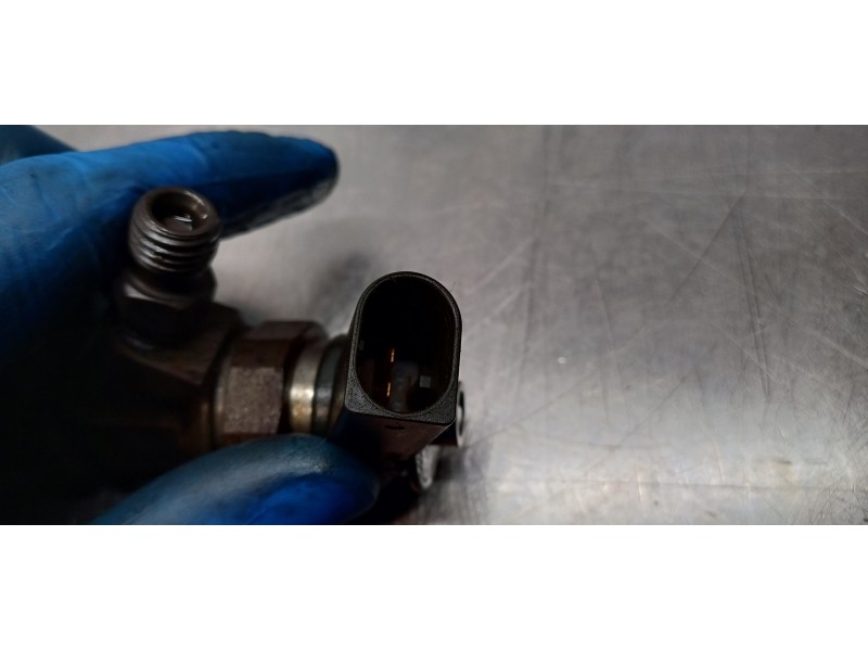 Recambio de inyector para bmw serie 3 compact (e46) 320td referencia OEM IAM 7788609   Recambio de inyector para bmw serie 3 compact (e46) 320td referencia OEM IAM 7788609