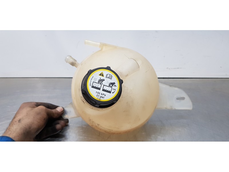 Recambio de deposito expansion para ford transit kastenwagen (ttg) 350 l3 referencia OEM IAM BK218K218AG  