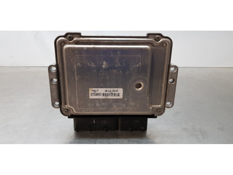 Recambio de centralita motor uce para kia carens ( ) attract referencia OEM IAM 391122BFB0  