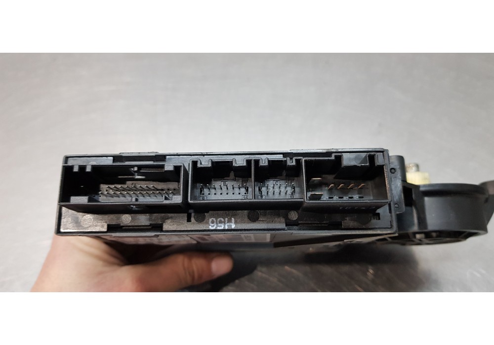 Recambio de motor elevalunas delantero derecho para audi a4 berlina (8e) 1.8 t referencia OEM IAM 8E1959802B   Recambio de motor elevalunas delantero derecho para audi a4 berlina (8e) 1.8 t referencia OEM IAM 8E1959802B