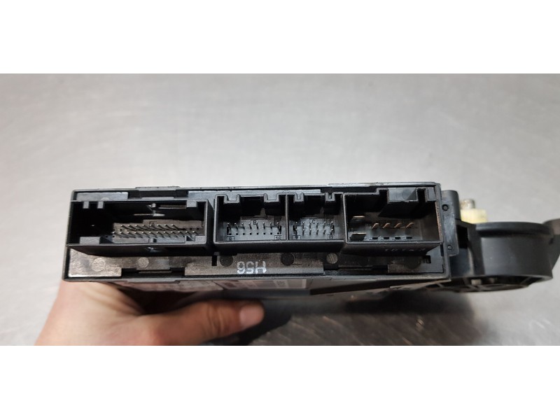 Recambio de motor elevalunas delantero derecho para audi a4 berlina (8e) 1.8 t referencia OEM IAM 8E1959802B   Recambio de motor elevalunas delantero derecho para audi a4 berlina (8e) 1.8 t referencia OEM IAM 8E1959802B