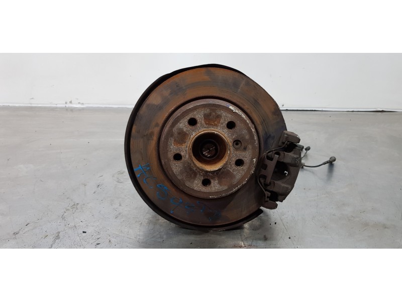 Recambio de mangueta trasera derecha para bmw x5 (e53) 3.0d referencia OEM IAM 33321095240  