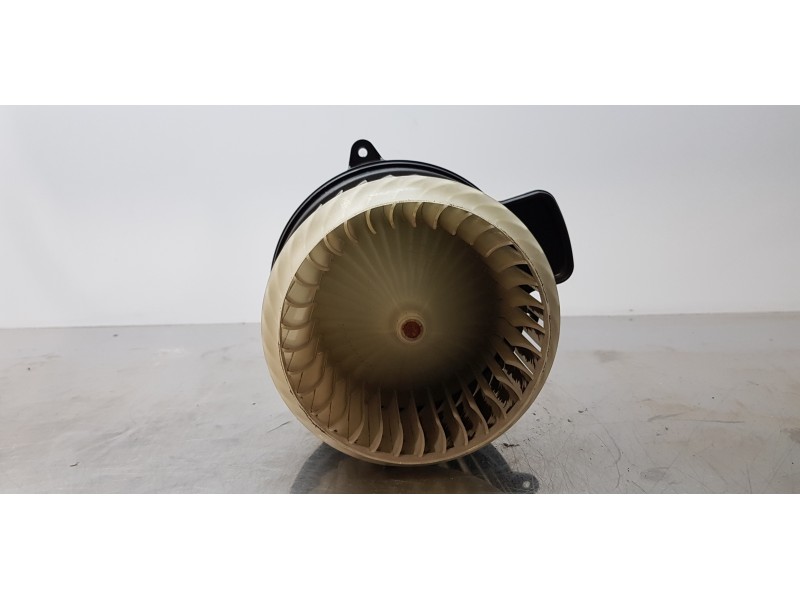 Recambio de motor calefaccion para audi a6 lim. (4g2) 3.0 tdi quattro referencia OEM IAM 4H1820021B  