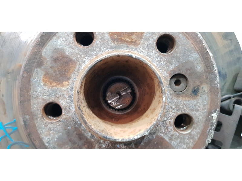 Recambio de mangueta trasera derecha para bmw x5 (e53) 3.0d referencia OEM IAM 33321095240  