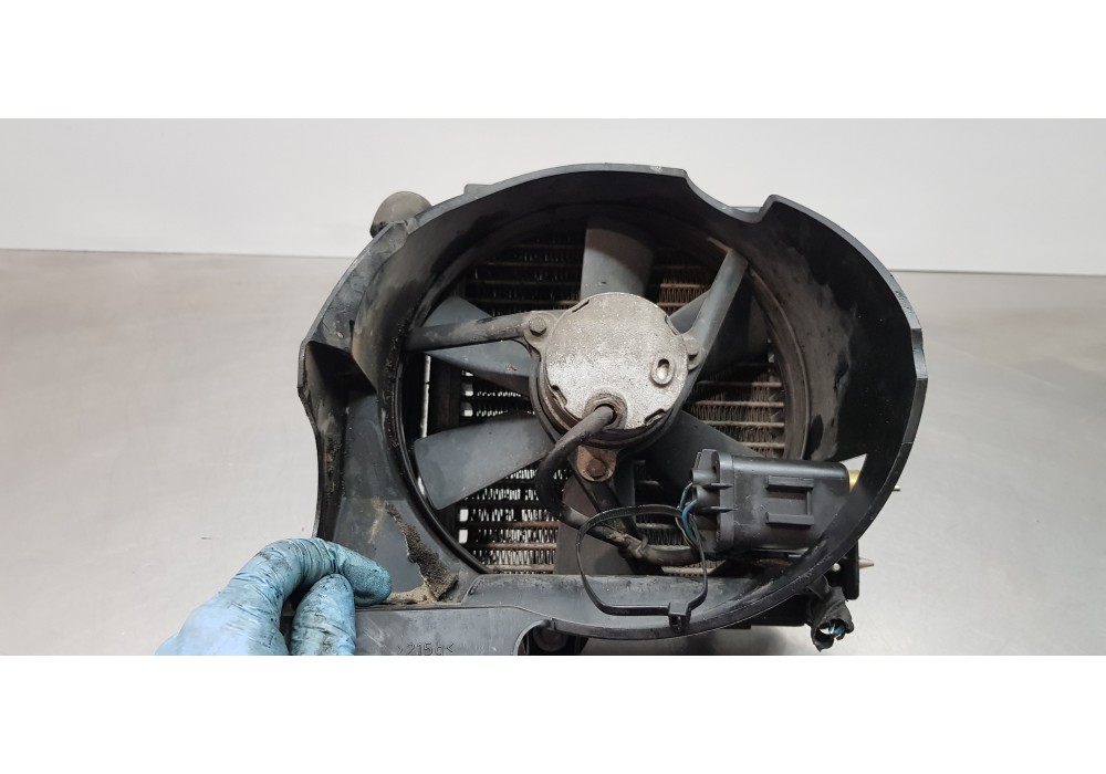 Recambio de radiador agua para mercedes clase s (w220) berlina 400 cdi (220.028) referencia OEM IAM A2205001203  