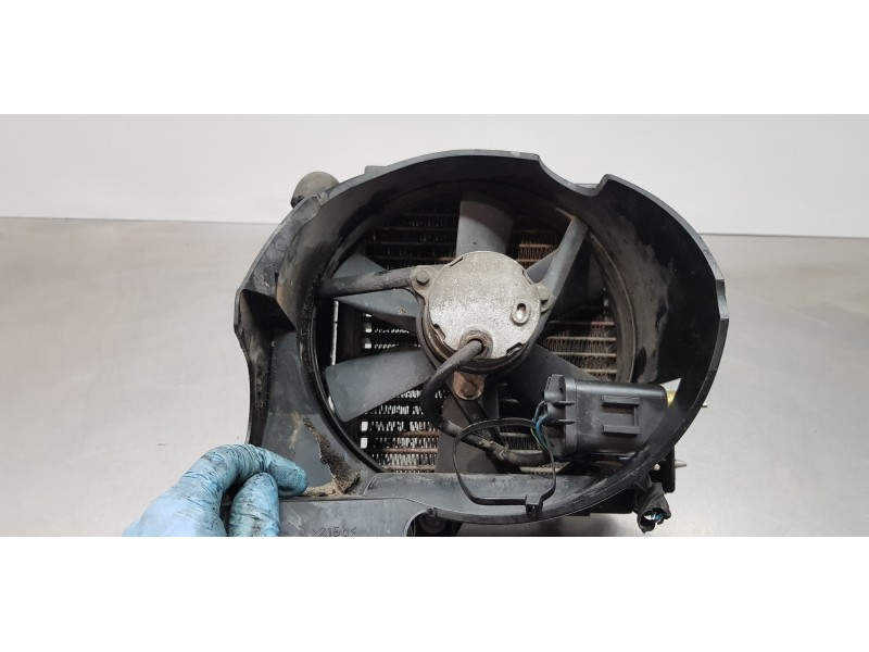 Recambio de radiador agua para mercedes clase s (w220) berlina 400 cdi (220.028) referencia OEM IAM A2205001203  