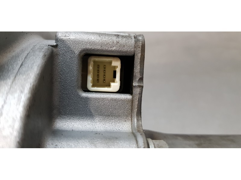 Recambio de columna direccion para kia carens ( ) attract referencia OEM IAM 56300A4005  