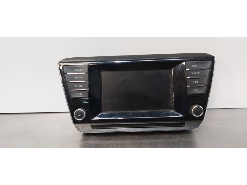 Recambio de pantalla multifuncion para skoda superb (3v3) active referencia OEM IAM 3V0919605ABYY  