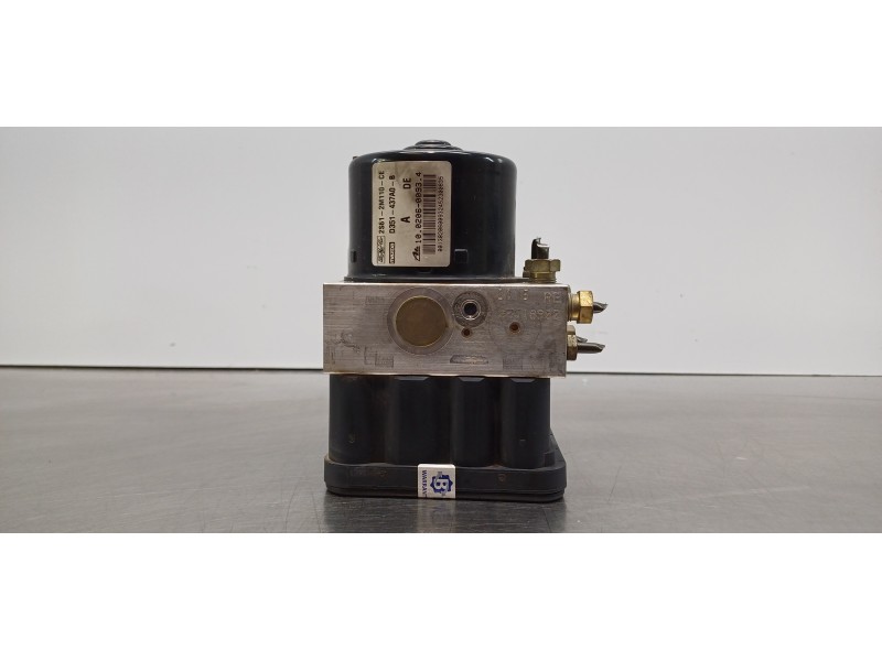 Recambio de abs para ford fiesta (cbk) ambiente referencia OEM IAM 2S612M110CE 10020600934 
