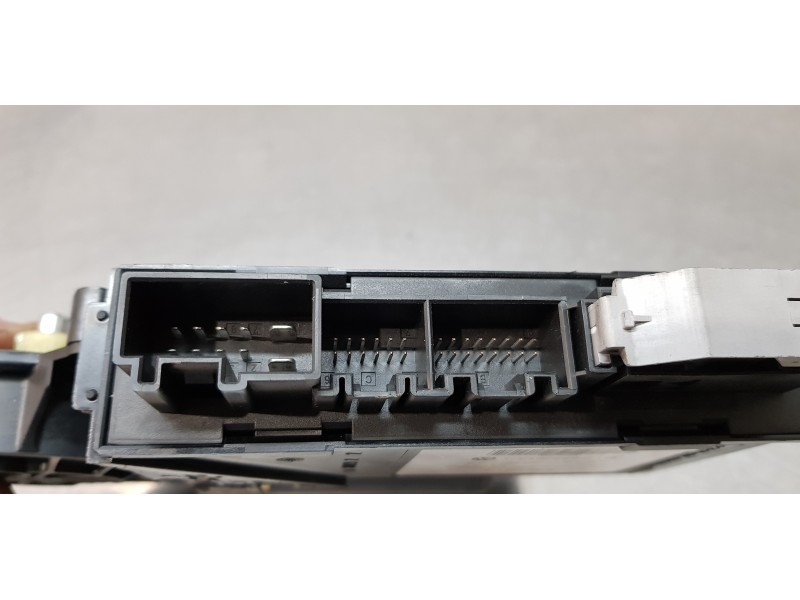 Recambio de motor elevalunas delantero derecho para volkswagen touareg (7la) tdi r5 referencia OEM IAM 3D1959792A   Recambio de motor elevalunas delantero derecho para volkswagen touareg (7la) tdi r5 referencia OEM IAM 3D1959792A