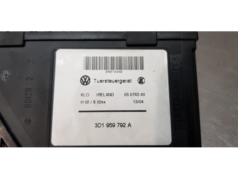 Recambio de motor elevalunas delantero derecho para volkswagen touareg (7la) tdi r5 referencia OEM IAM 3D1959792A   Recambio de motor elevalunas delantero derecho para volkswagen touareg (7la) tdi r5 referencia OEM IAM 3D1959792A