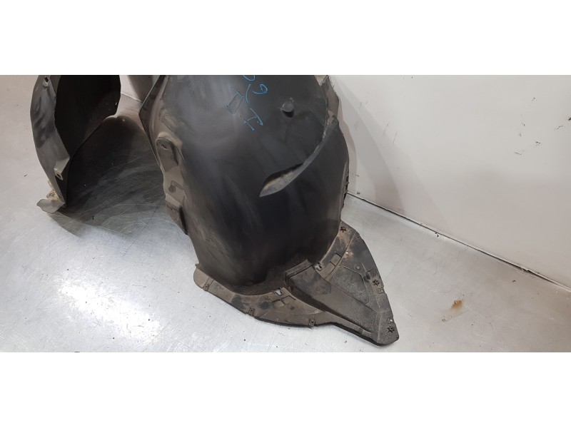 Recambio de paso rueda para skoda superb (3v3) active referencia OEM IAM 3V0809957  