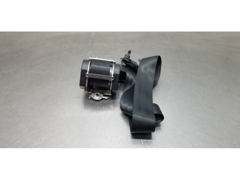 Recambio de cinturon seguridad delantero derecho para dacia lodgy comfort referencia OEM IAM 868842775R  
