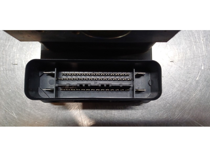 Recambio de abs para ford fiesta (cbk) ambiente referencia OEM IAM 2S612M110CE 10020600934 