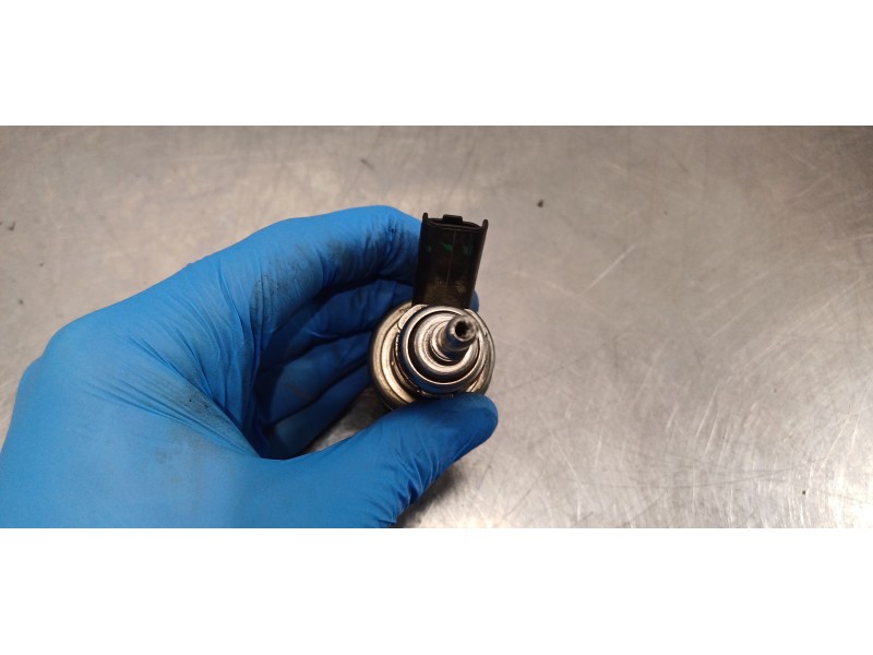 Recambio de inyector para peugeot 308 business line referencia OEM IAM 9813930180   Recambio de inyector para peugeot 308 business line referencia OEM IAM 9813930180