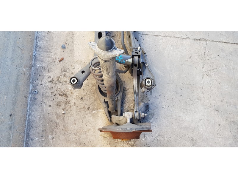 Recambio de puente trasero para skoda superb (3v3) active referencia OEM IAM 3Q0505235Q  