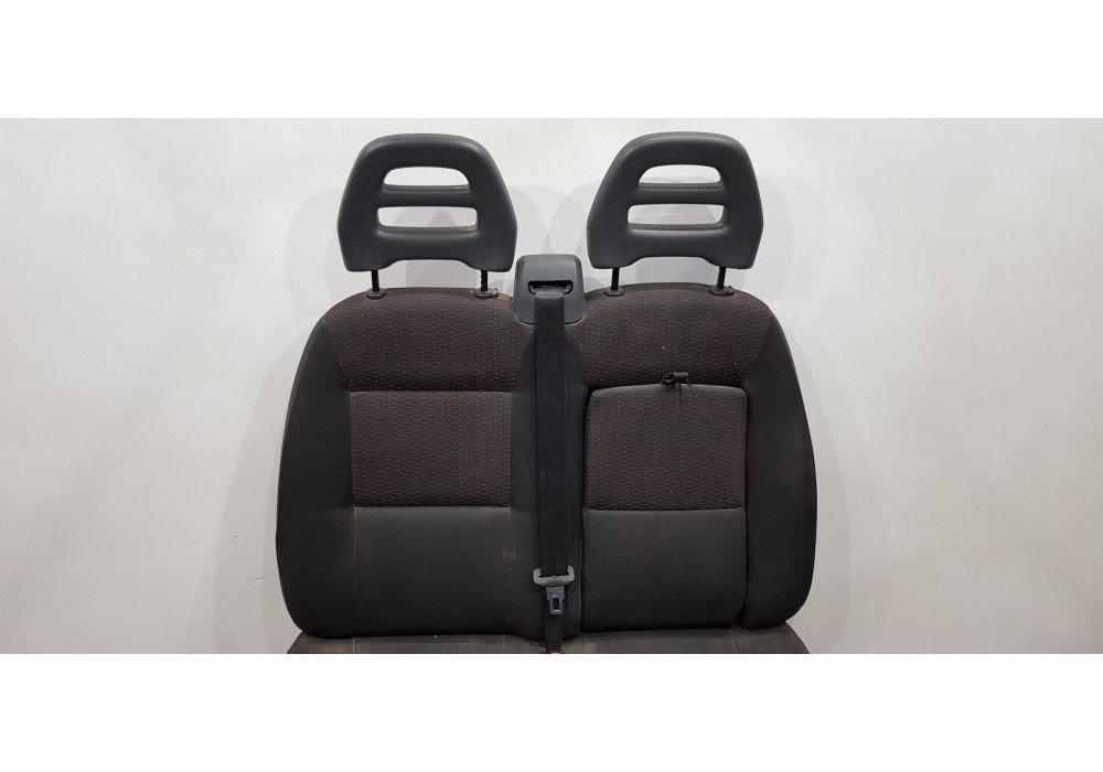 Recambio de asiento delantero derecho para peugeot boxer furgón gran volumen 335 l3h3 pro bluehdi 130 referencia OEM IAM 1677820