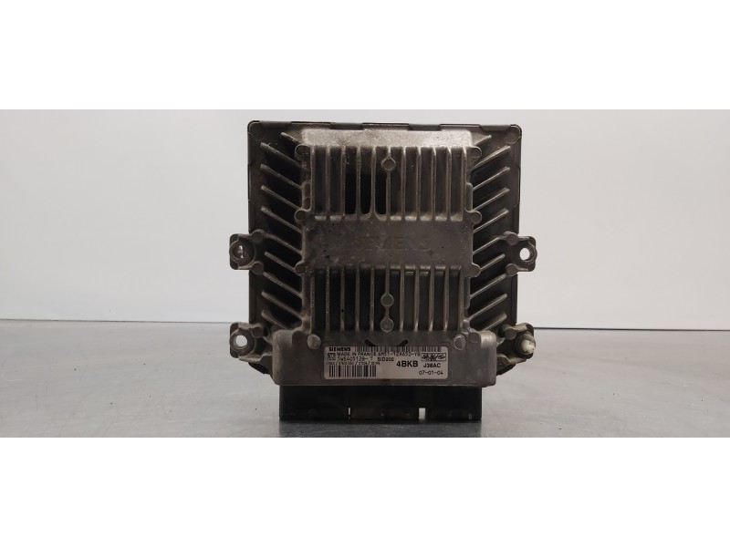 Recambio de centralita motor uce para ford focus berlina (cap) ambiente (d) referencia OEM IAM 6M5112A650YB 5WS40512B  Recambio de centralita motor uce para ford focus berlina (cap) ambiente (d) referencia OEM IAM 6M5112A650YB 5WS40512B