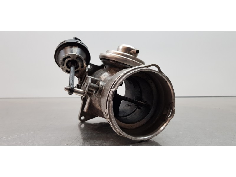 Recambio de caja mariposa para volkswagen touareg (7la) tdi r5 referencia OEM IAM 070128070F 070128070C 070128073