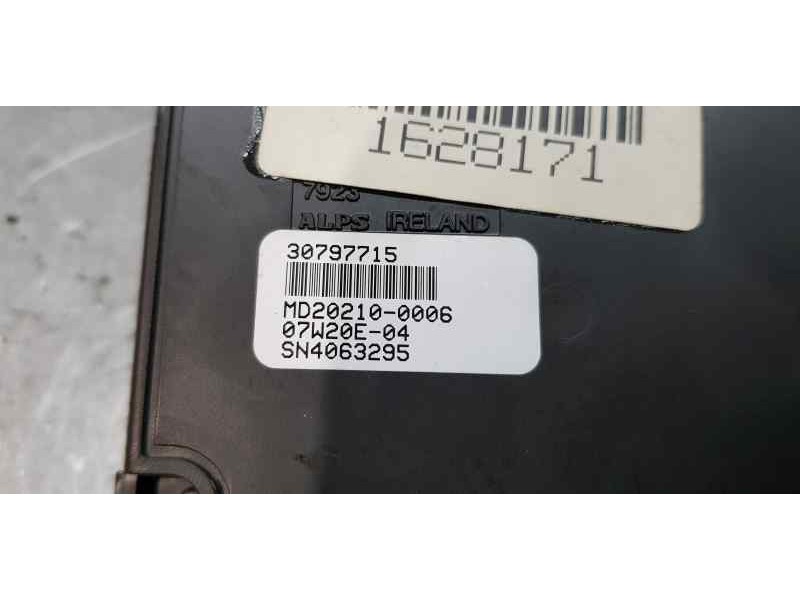 Recambio de sistema audio / radio cd para volvo xc70 d5 awd momentum (136kw) referencia OEM IAM 30797715  