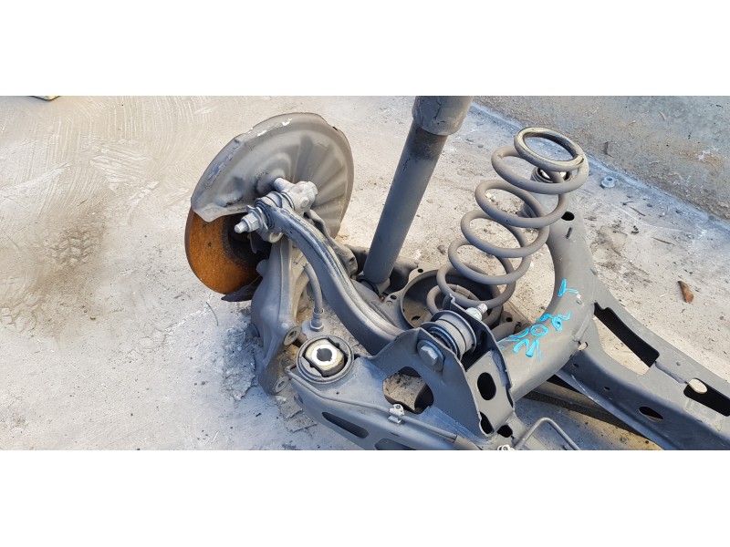 Recambio de puente trasero para skoda superb (3v3) active referencia OEM IAM 3Q0505235Q  