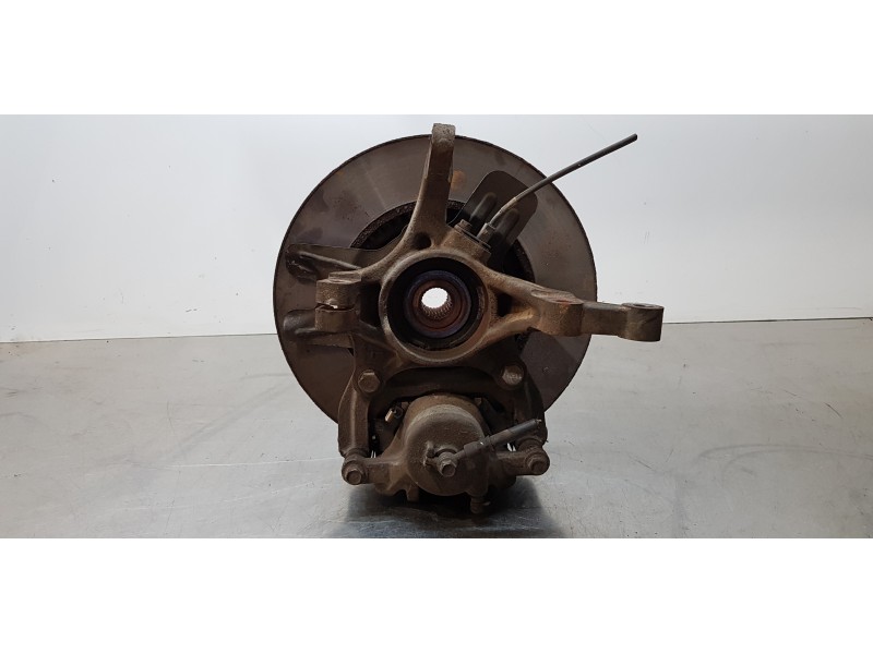 Recambio de mangueta delantera izquierda para kia carens ( ) attract referencia OEM IAM 51715A4000  